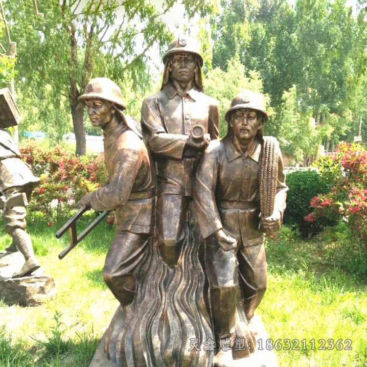 喷水消防员户外景观铜雕