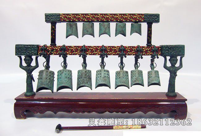 青铜编钟古代乐器铜雕