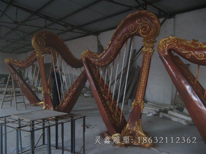 乐器竖琴城市景观铜雕