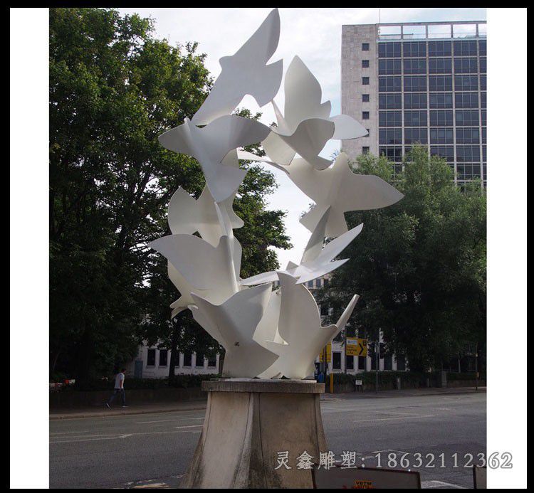 不锈钢飞鸽抽象标志雕塑