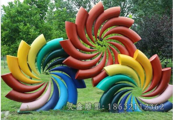不锈钢彩绘风车广场雕塑