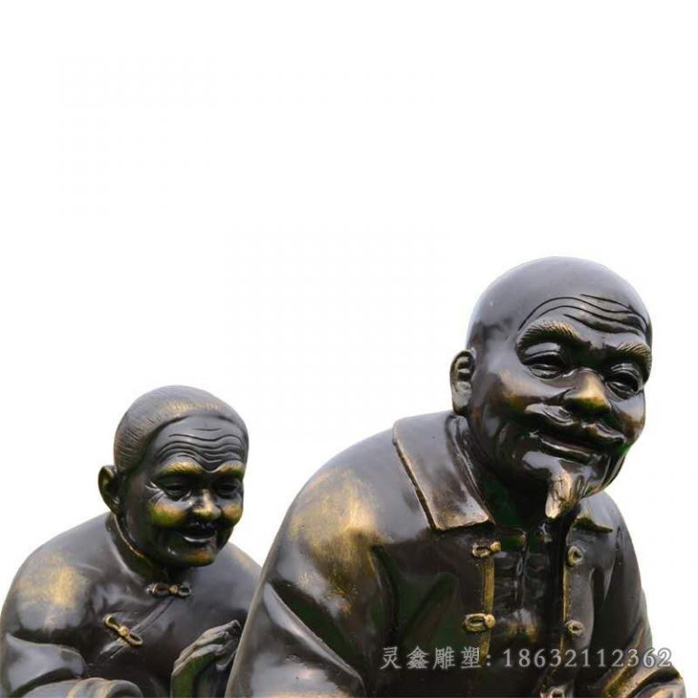 老夫妻城市文化景观铜雕