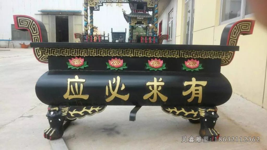 有求必应香炉城市铜雕