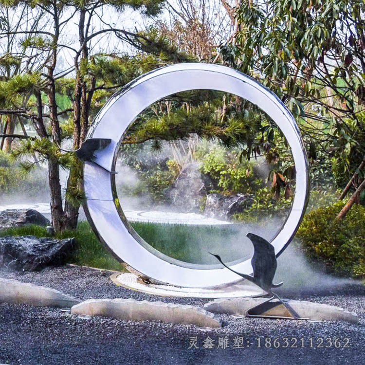 不锈钢抽象圆环景区雕塑