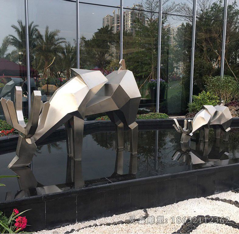 商场几何鹿不锈钢雕塑