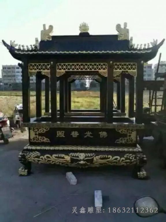 佛光普照香炉城市铜雕