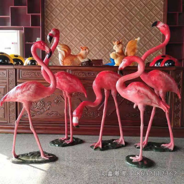 不锈钢彩绘火烈鸟校园雕塑
