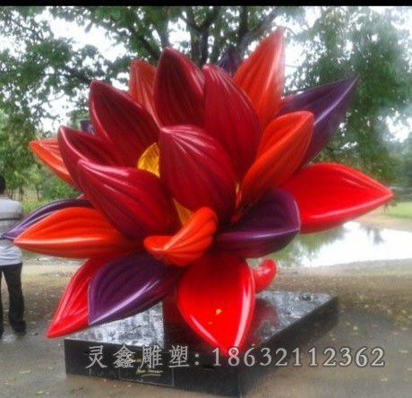 不锈钢红色花朵校园雕塑