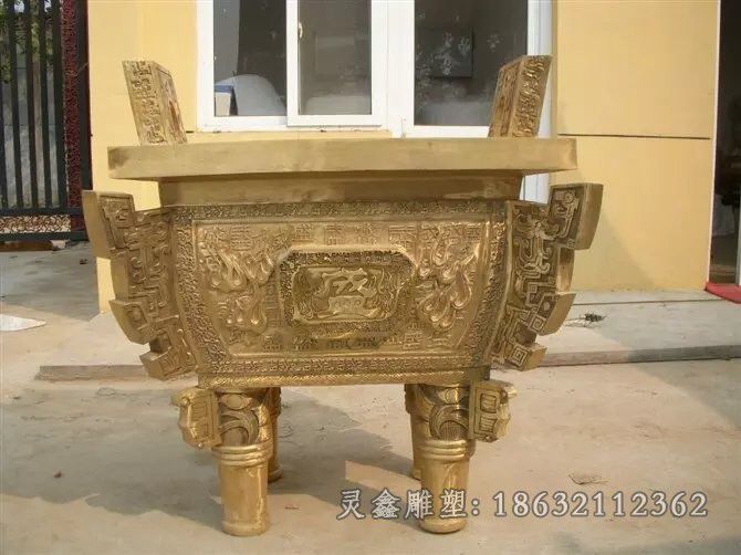 四脚铜鼎公园景观铜雕