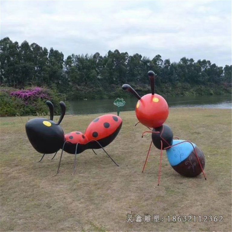 彩绘蚂蚁公园不锈钢雕塑