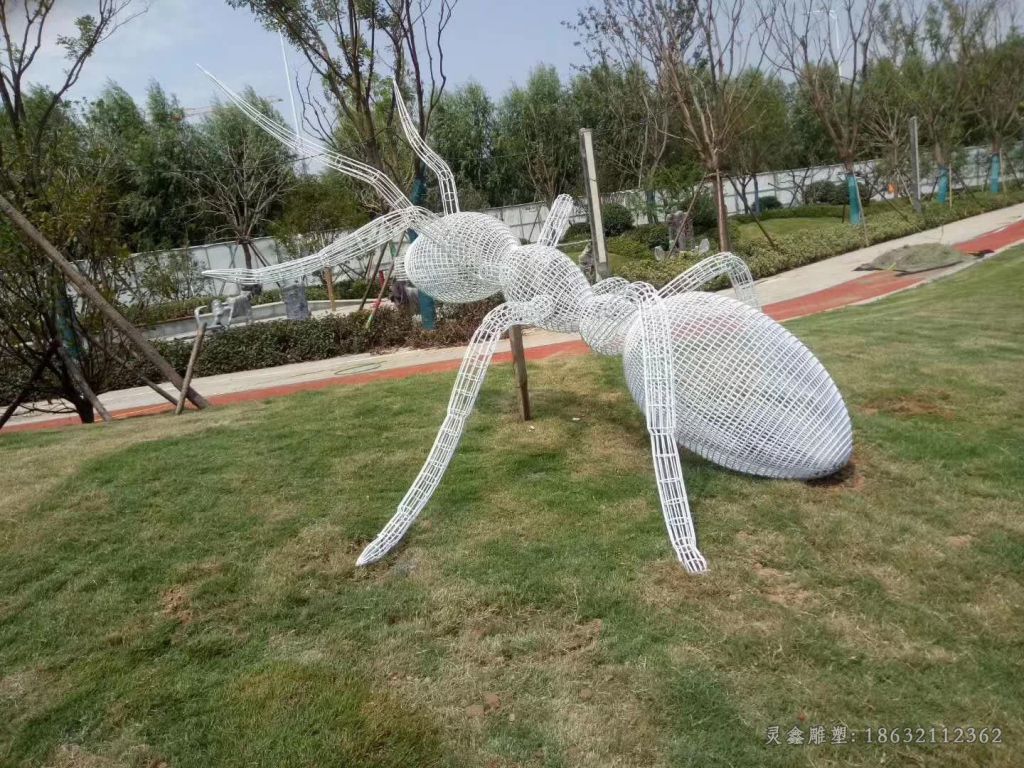 镂空蚂蚁校园不锈钢雕塑