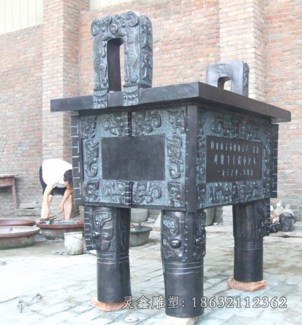 青铜方鼎商场景观铜雕