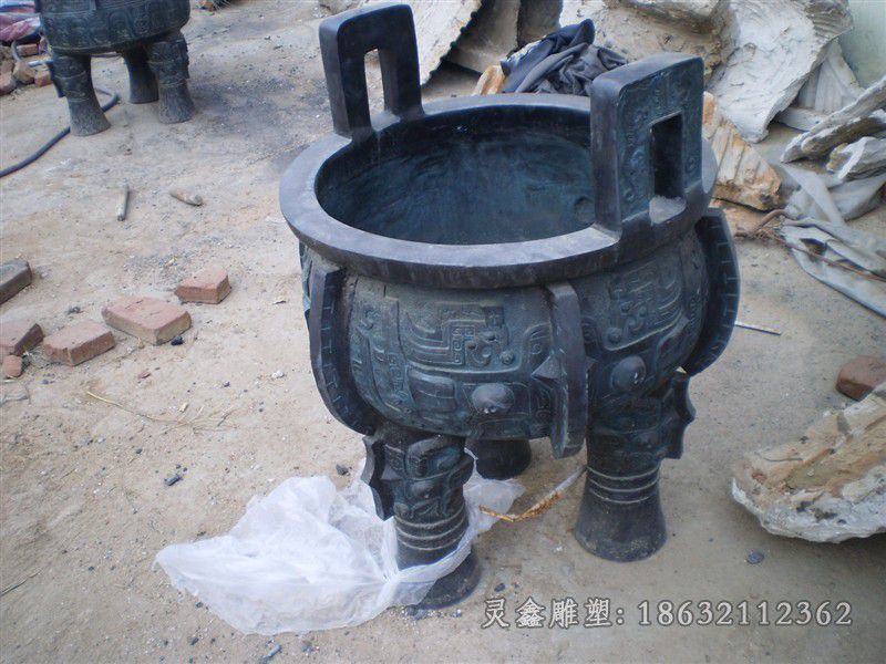 三足铜鼎校园景观铜雕
