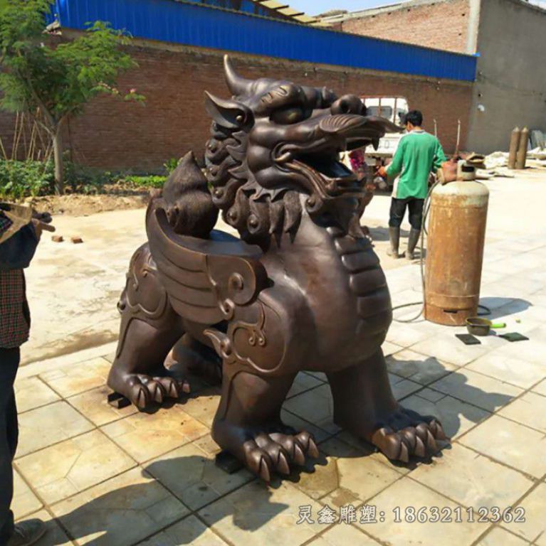 神兽貔貅小区景观铜雕