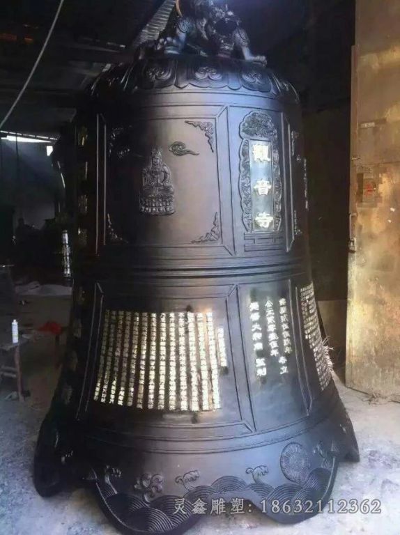 彩绘铜钟园林景观铜雕