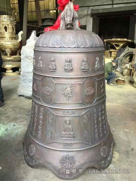 彩绘铜钟小区景观铜雕