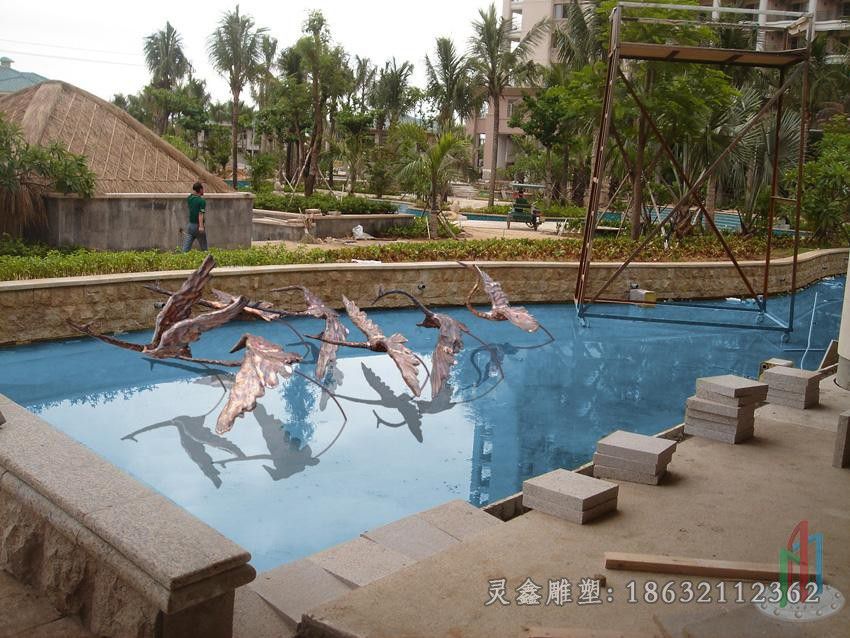 展翅群鹤公园动物铜雕