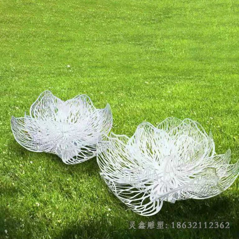 不锈钢镂空花朵抽象雕塑