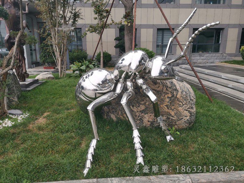 镜面蚂蚁园林不锈钢雕塑