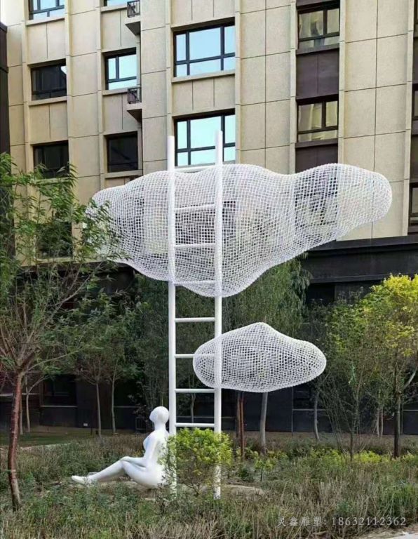 镂空云朵户外不锈钢雕塑