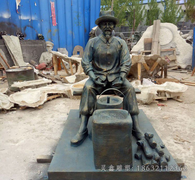 民俗人物街边景观铜雕