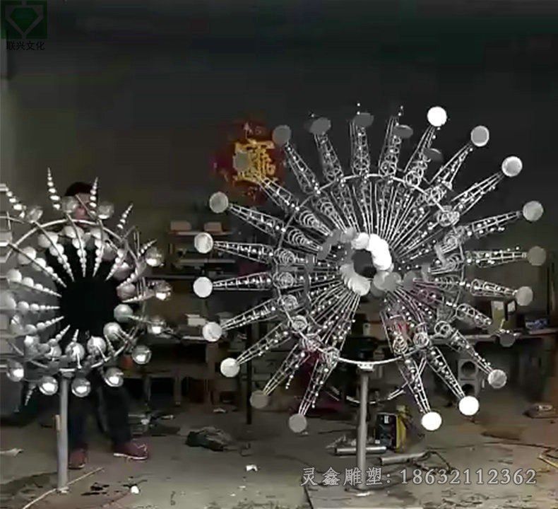 不锈钢风动街边景观雕塑