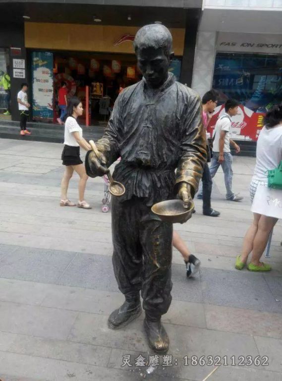 街边小品人物景观铜雕