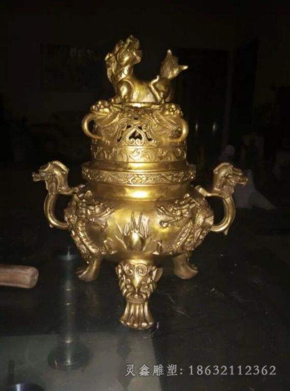 金色香炉校园景观铜雕