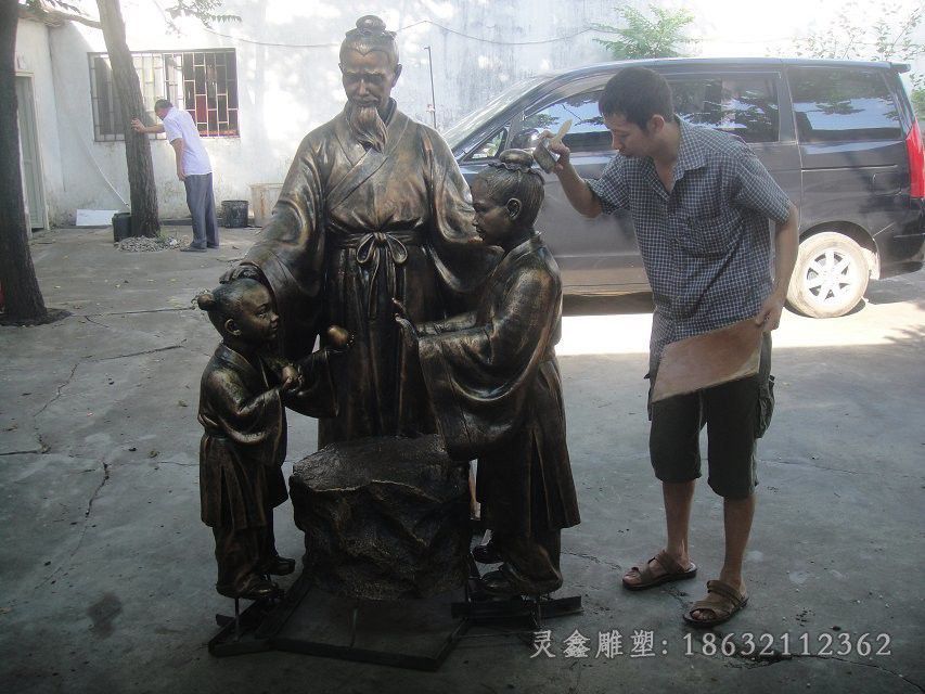 古代孔融让梨景区铜雕
