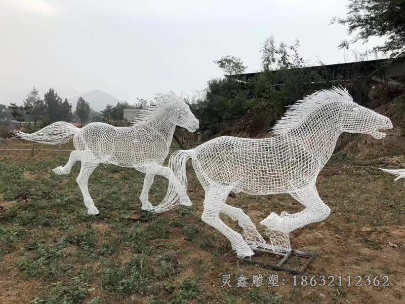 不锈钢镂空奔马景区雕塑