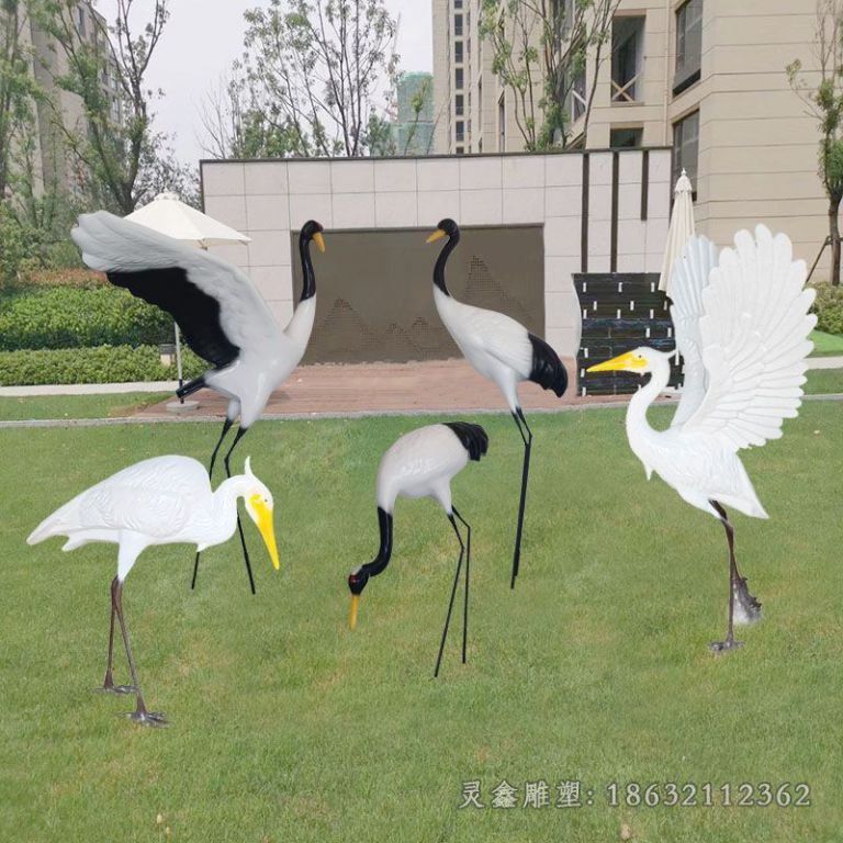 彩绘群鹤公园景观铜雕