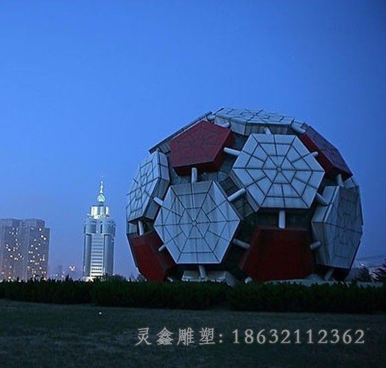 不锈钢抽象足球景观雕塑