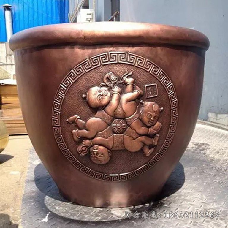 水缸景区抽象景观铜雕