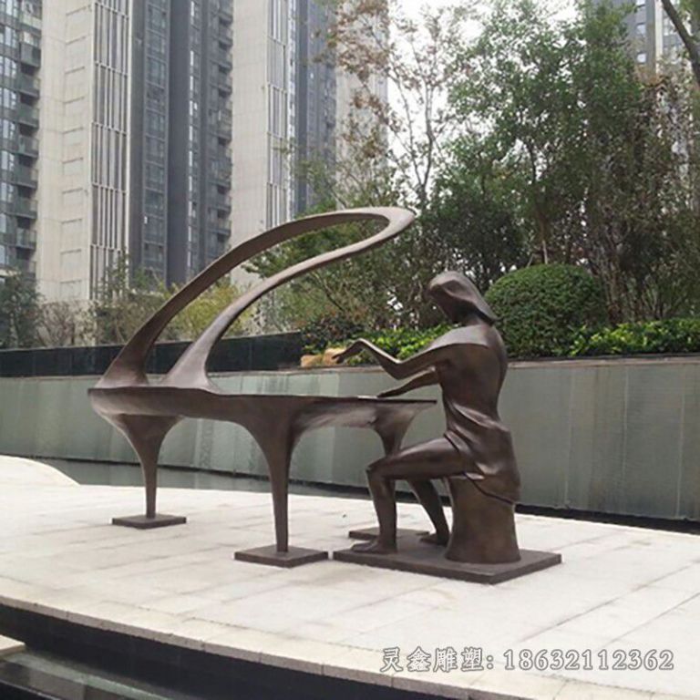 演奏广场人物景观铜雕