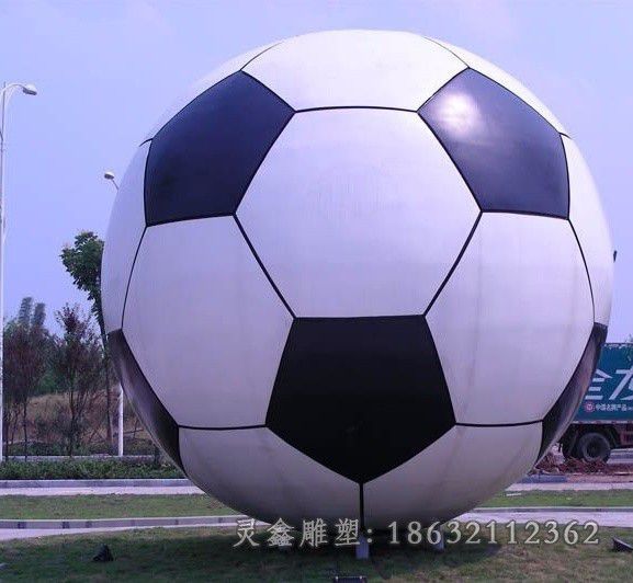 不锈钢足球校园景观雕塑