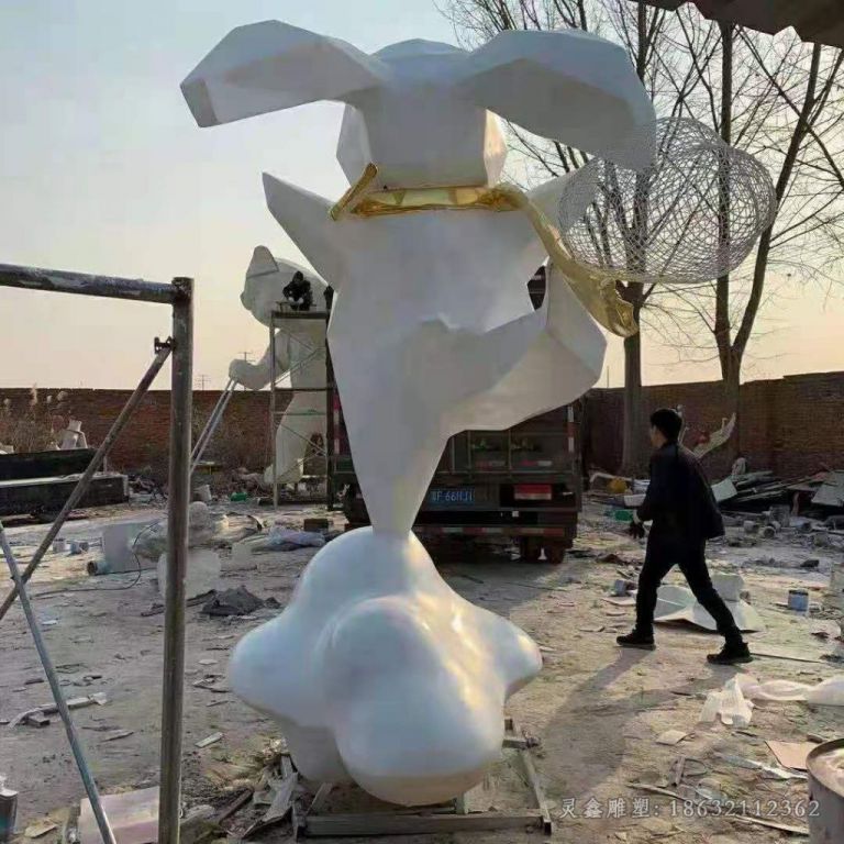 不锈钢几何兔子公园雕塑