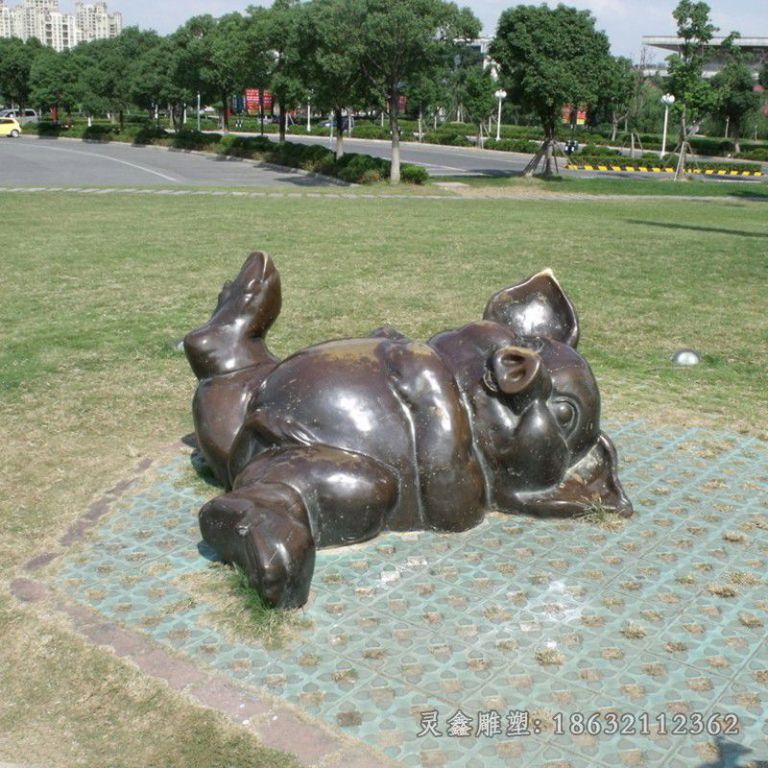 动物猪公园景观铜雕