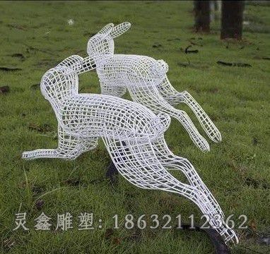 不锈钢奔跑兔子校园雕塑