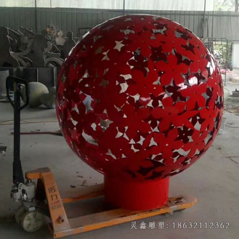 不锈钢圆花球景观雕塑