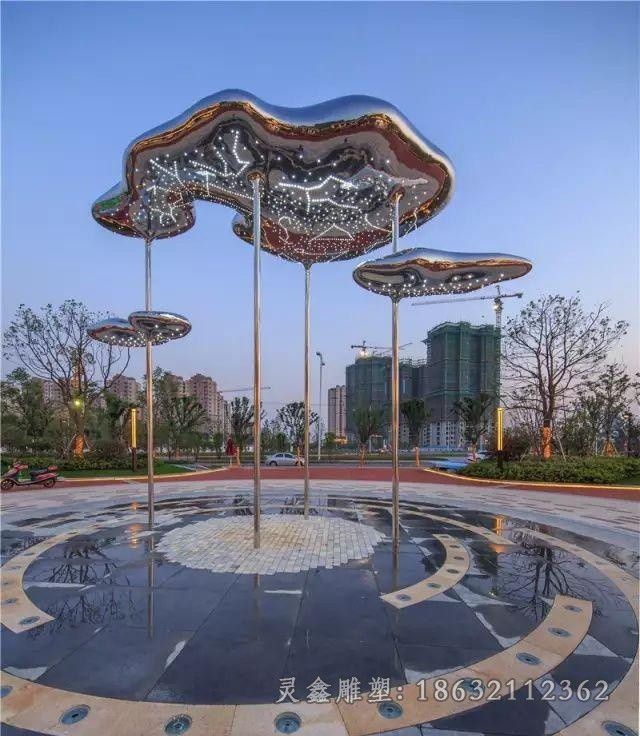 抽象蘑菇不锈钢雕塑