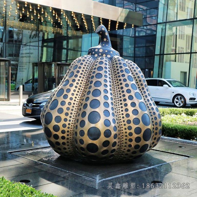 不锈钢彩绘南瓜景观雕塑