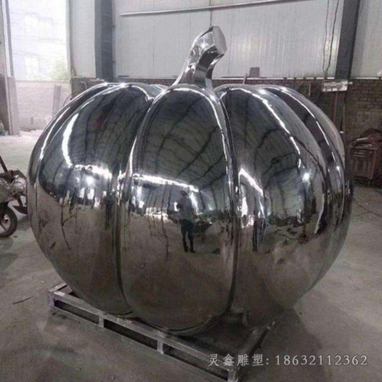 不锈钢镜面南瓜抽象雕塑
