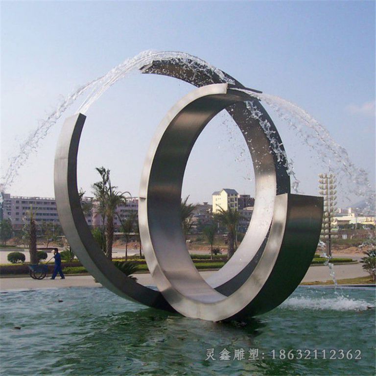 不锈钢喷泉镜面景观雕塑