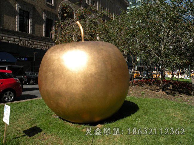 苹果城市景观铜雕