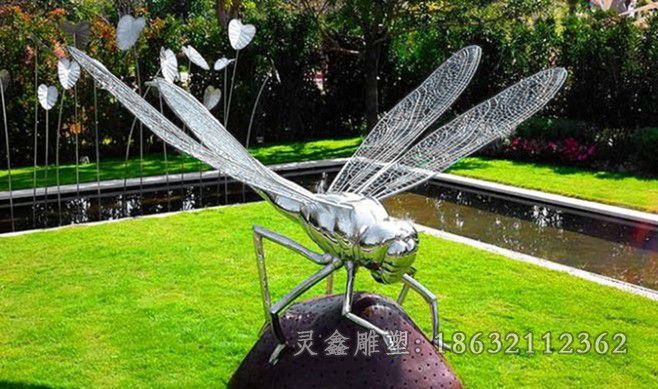 不锈钢镂空蜻蜓园林雕塑