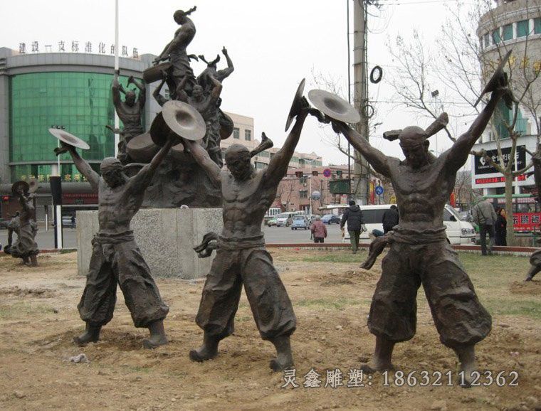 敲锣打鼓民俗人物铜雕