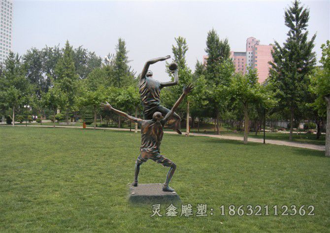 打篮球人物景观铜雕