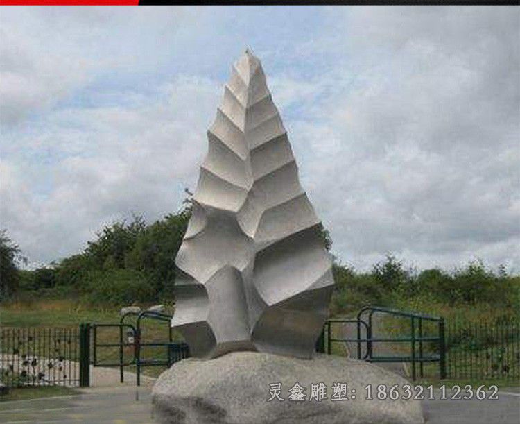 不锈钢圣诞树广场景观雕塑