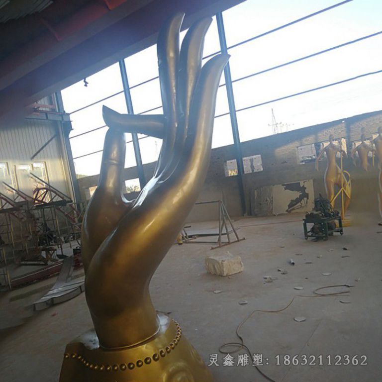不锈钢手指抽象标志雕塑