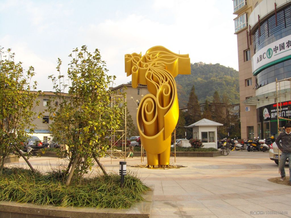 抽象金色广场景观铜雕